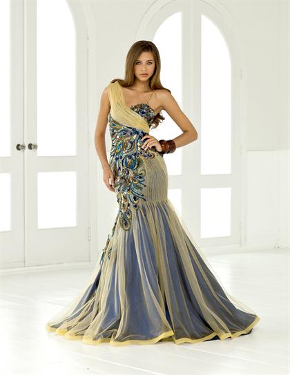 2011 Homecoming Dress Blush P044